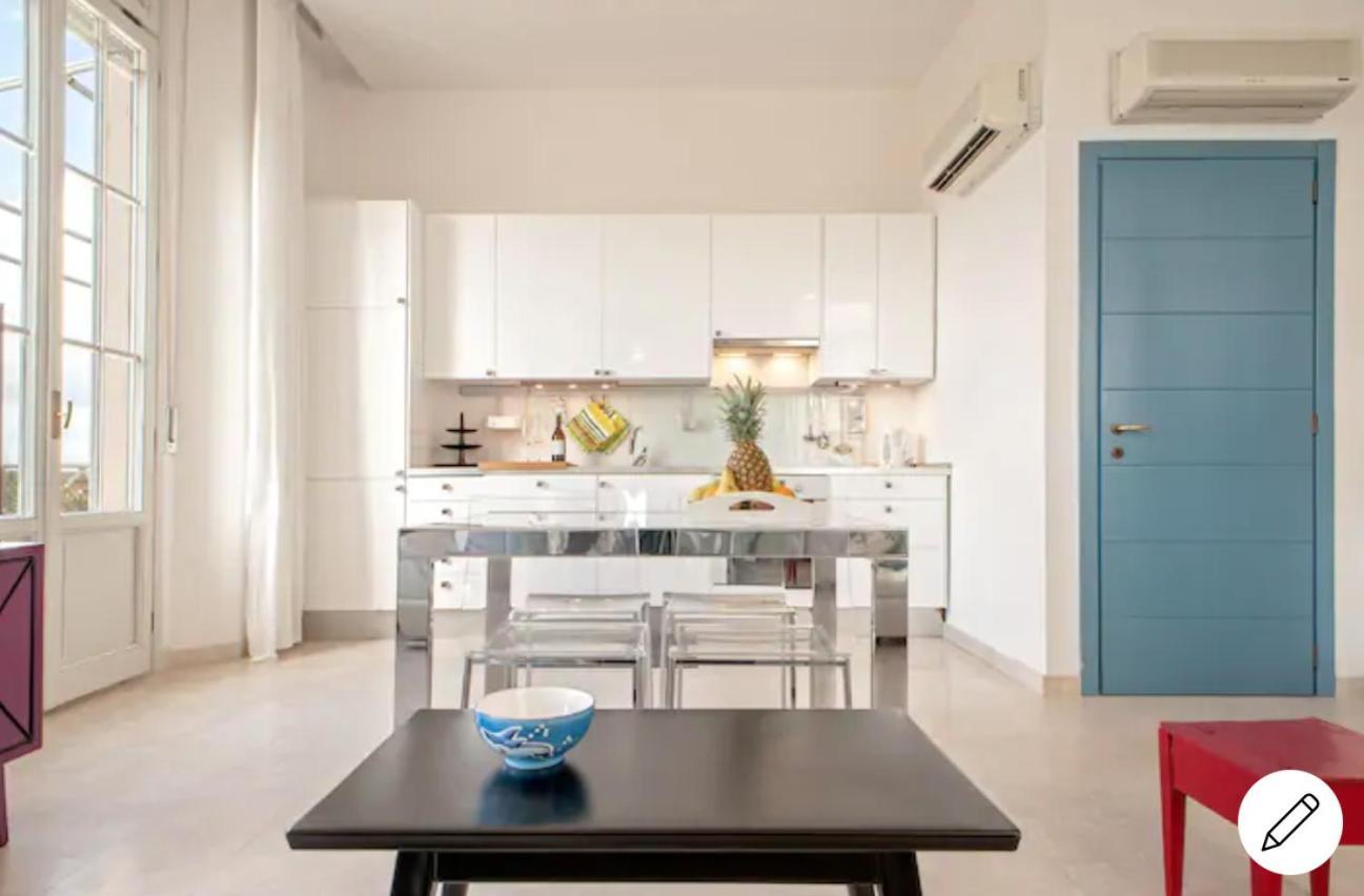 הוילה טירניה Amazing Sea View Flat מראה חיצוני תמונה