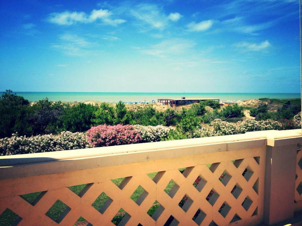 הוילה טירניה Amazing Sea View Flat מראה חיצוני תמונה
