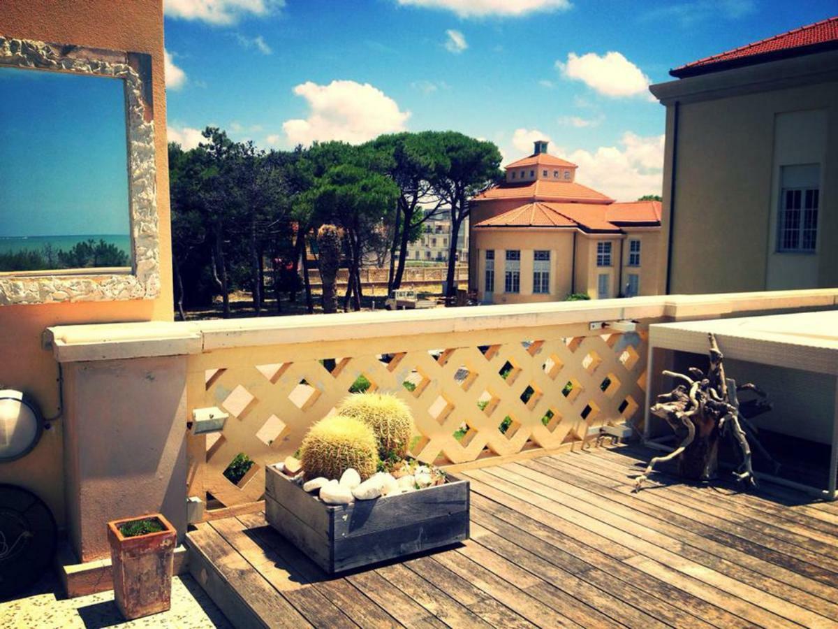הוילה טירניה Amazing Sea View Flat מראה חיצוני תמונה