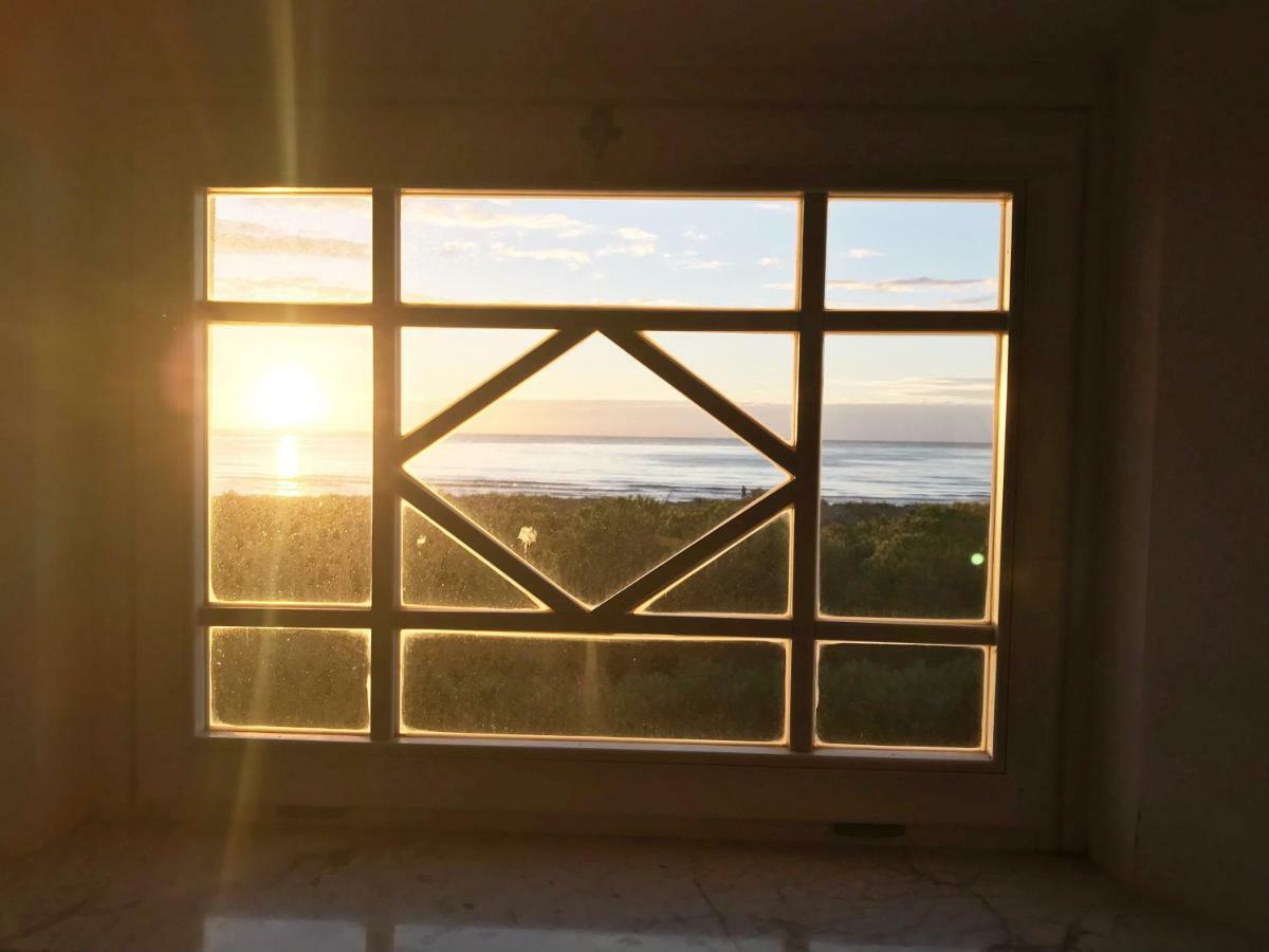 הוילה טירניה Amazing Sea View Flat מראה חיצוני תמונה